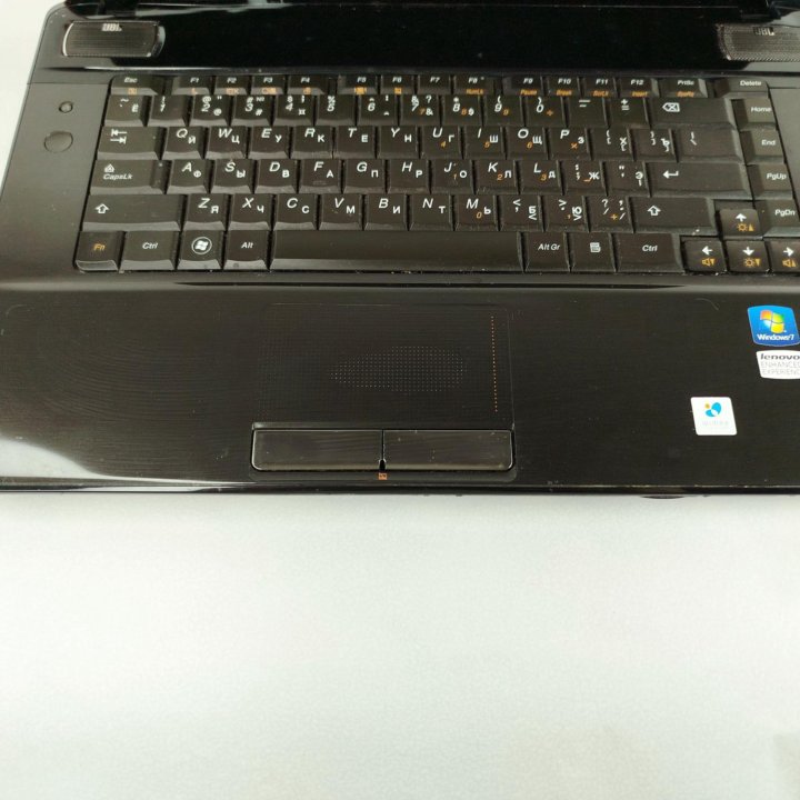 Lenovo IdeaPad Y560