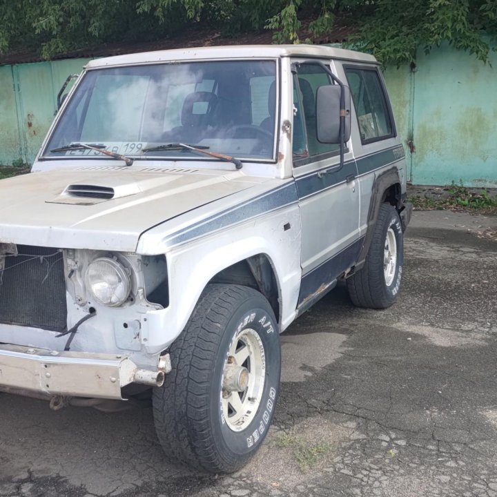 Mitsubishi Pajero, 1990