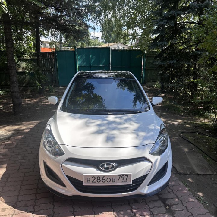 Hyundai i30, 2012