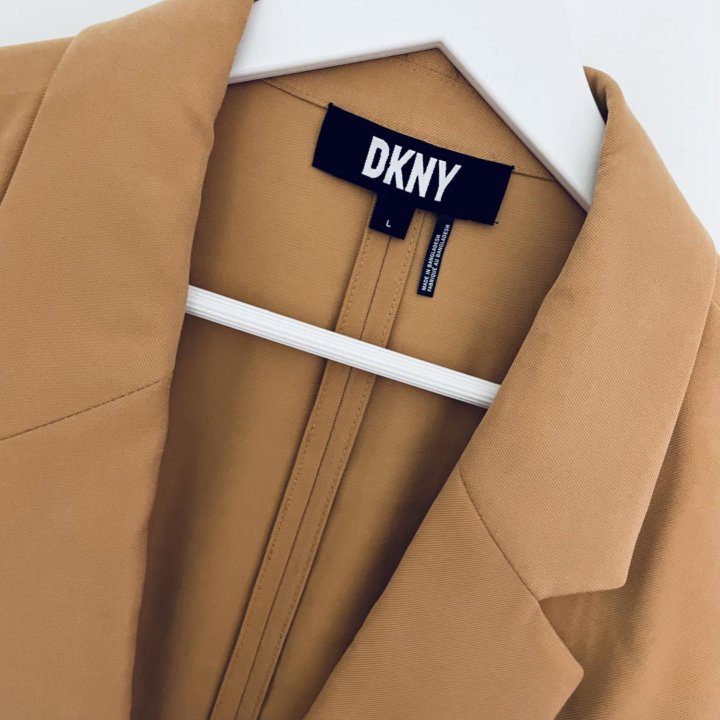 Пиджак DKNY ( новый ,оригинал)