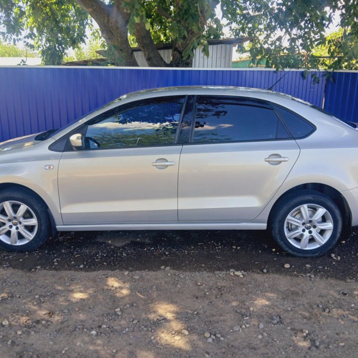 Volkswagen Polo, 2011