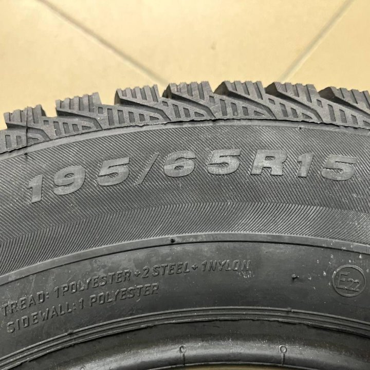 Viatti Brina V-521 195/65 R15 91T