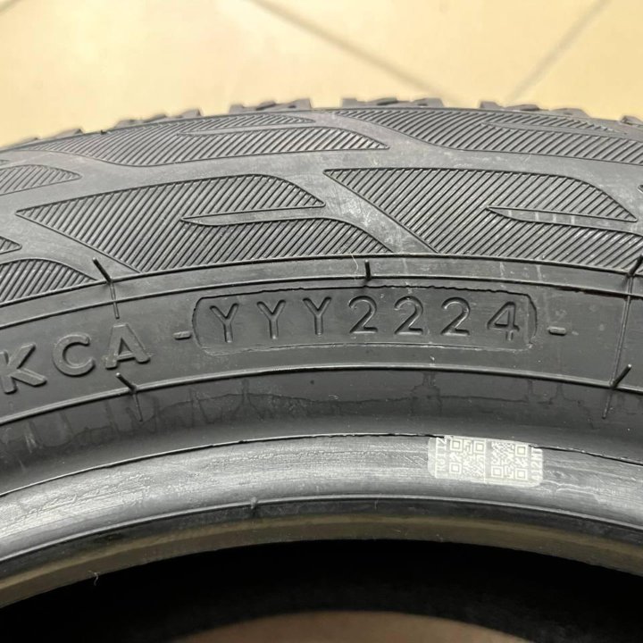 Yokohama Ice Guard Stud IG55 185/60 R15 88T