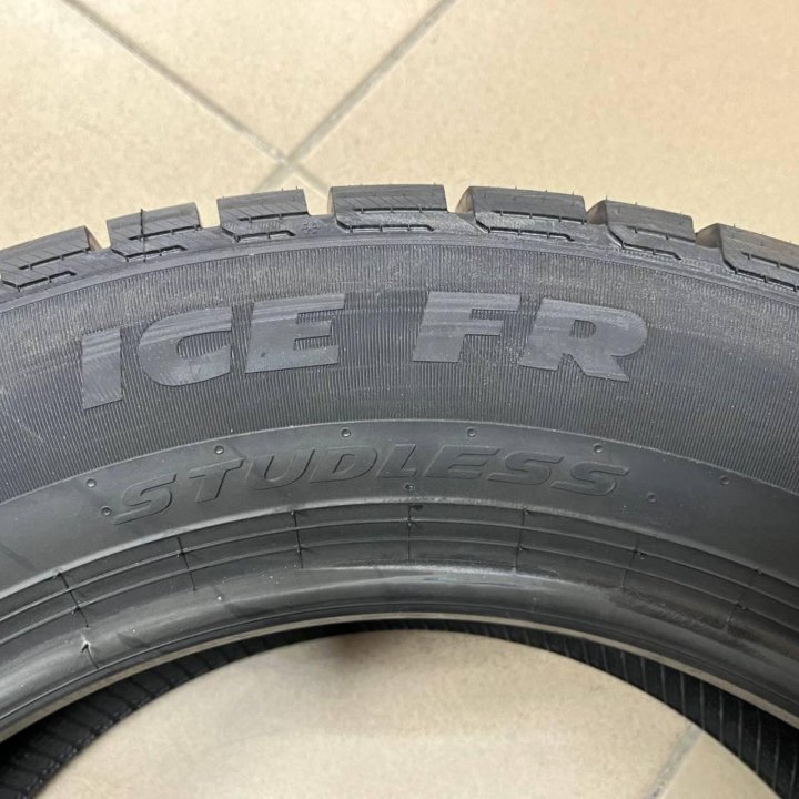 Formula Ice FR 185/65 R15 92T