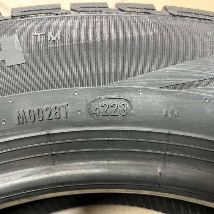 Formula Ice FR 185/65 R15 92T