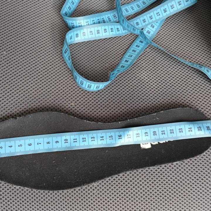 Ботинки adidas 40