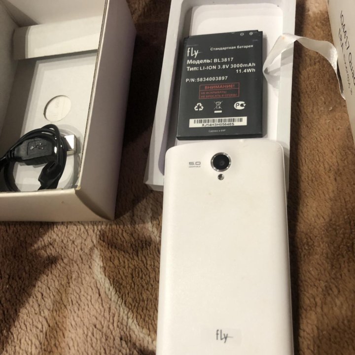 Телефон FLY IQ4417