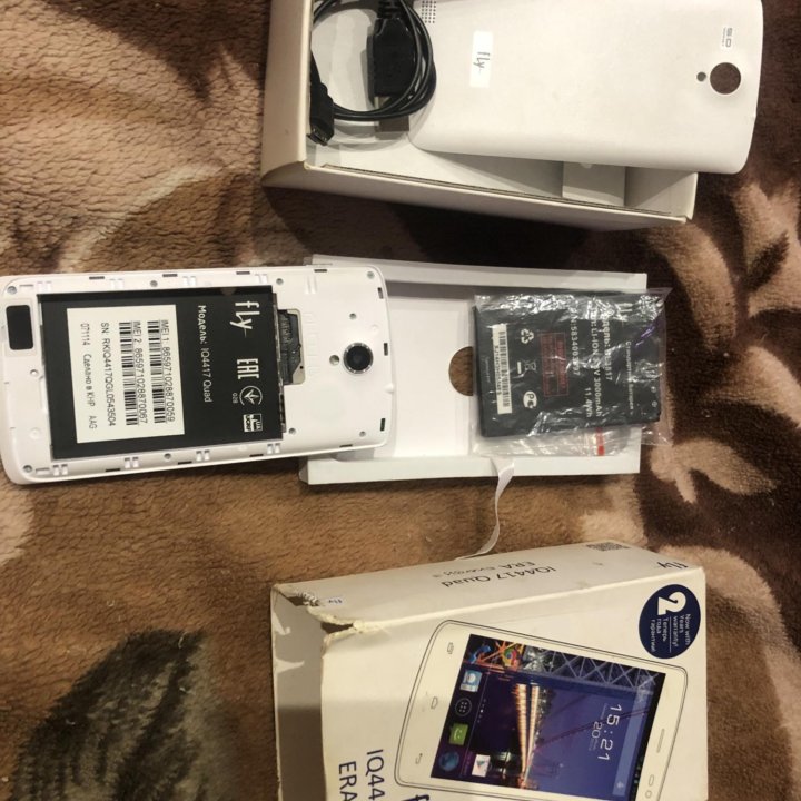 Телефон FLY IQ4417