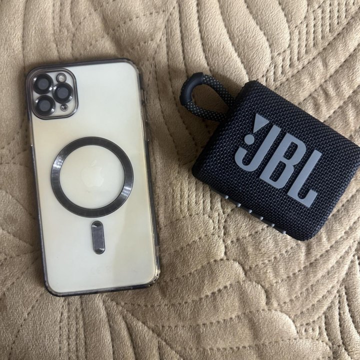 iPhone 11 Pro Max 256, JBL