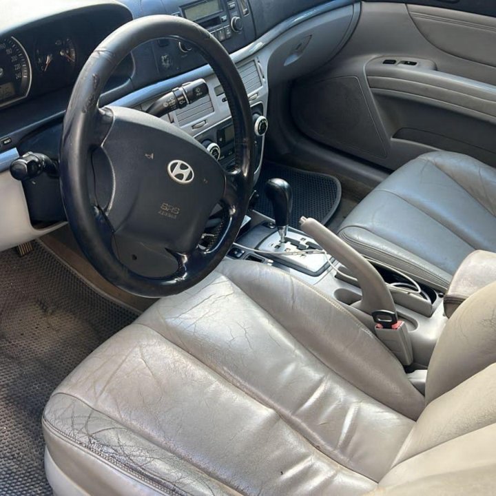 Hyundai Sonata, 2005