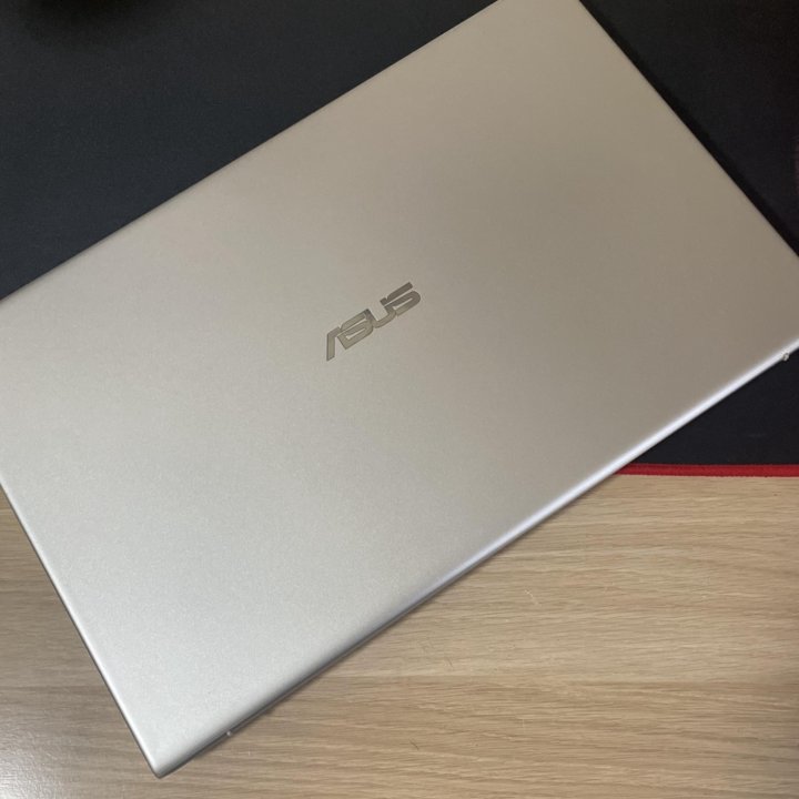 Ноутбук Asus Vivobook 17 vivo book core i3