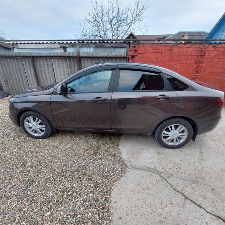 ВАЗ (Lada) Vesta, 2018