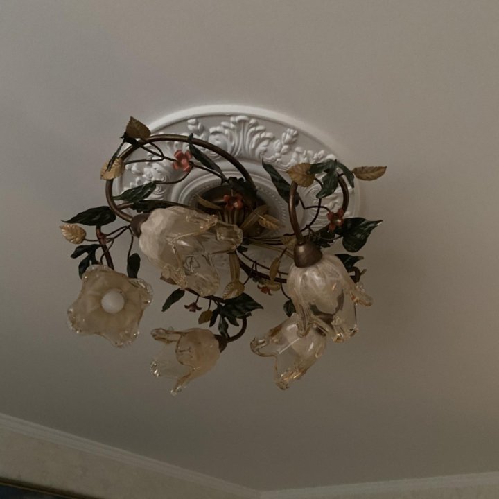 Люстра 5 плафонов