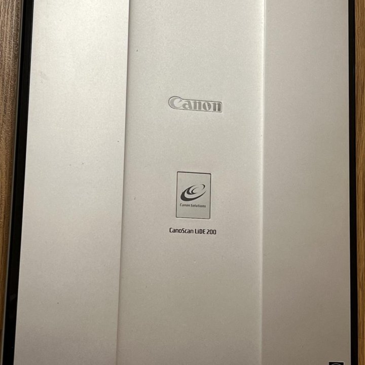 Сканер Canon CanoScan lide 200