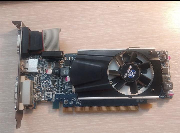 AMD Radeon HD6570 2GB