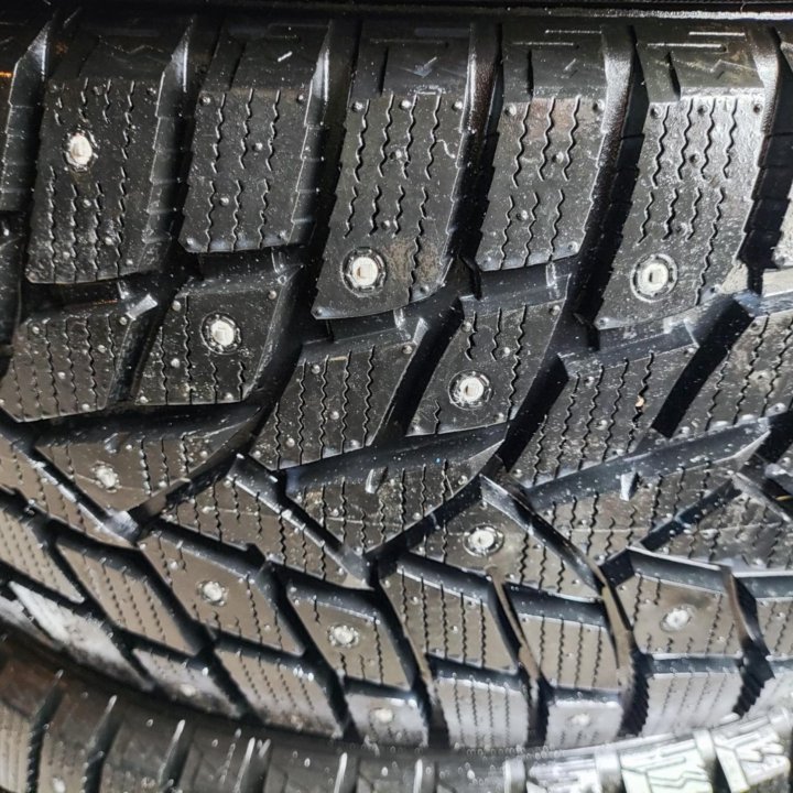 Dunlop Grandtrek Ice 02 275/50 R20 109T