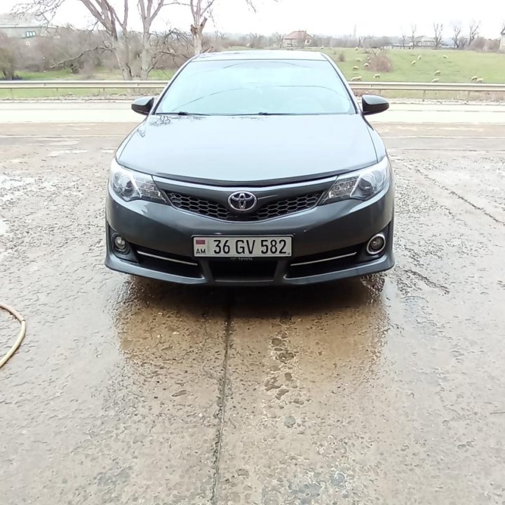 Toyota Camry, 2013