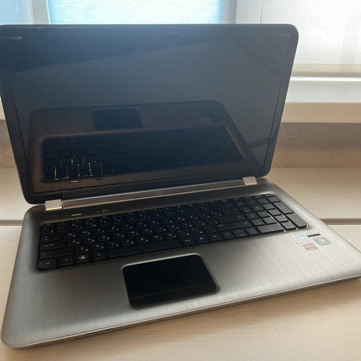 HP pavilion dv7-6150er