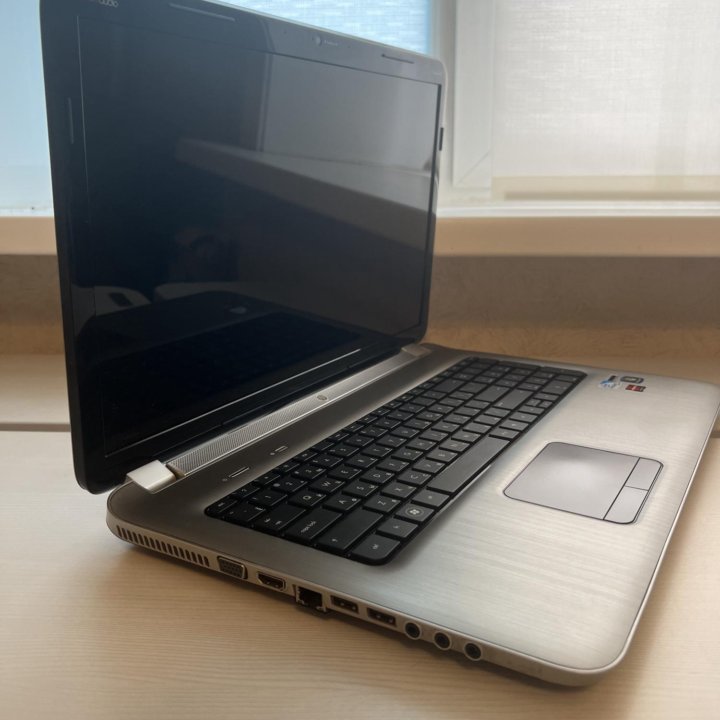 HP pavilion dv7-6150er