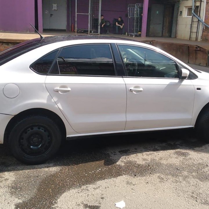 Volkswagen Polo, 2013