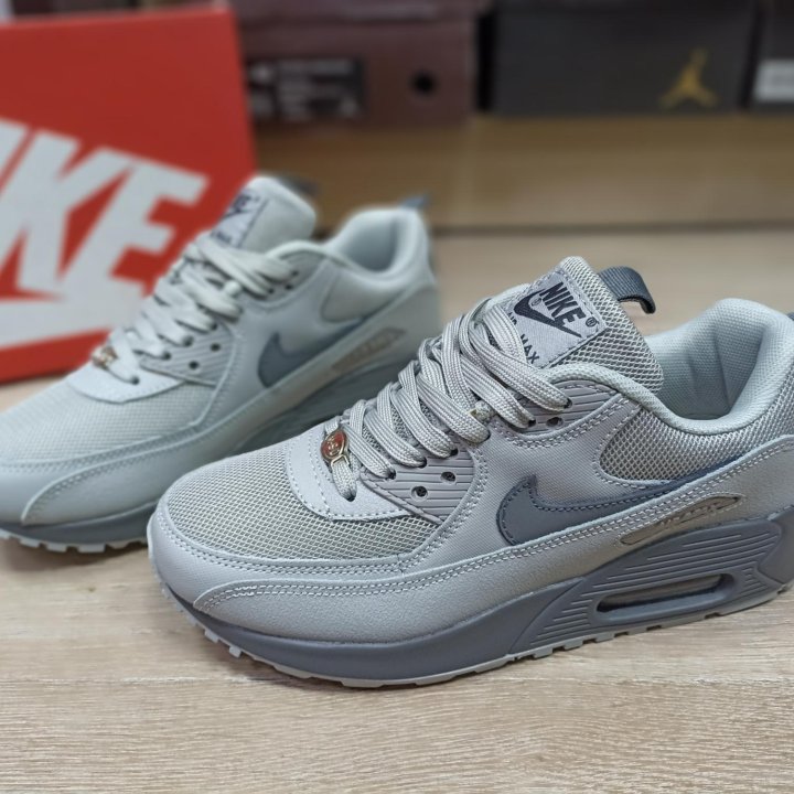 Nike Air Max 90