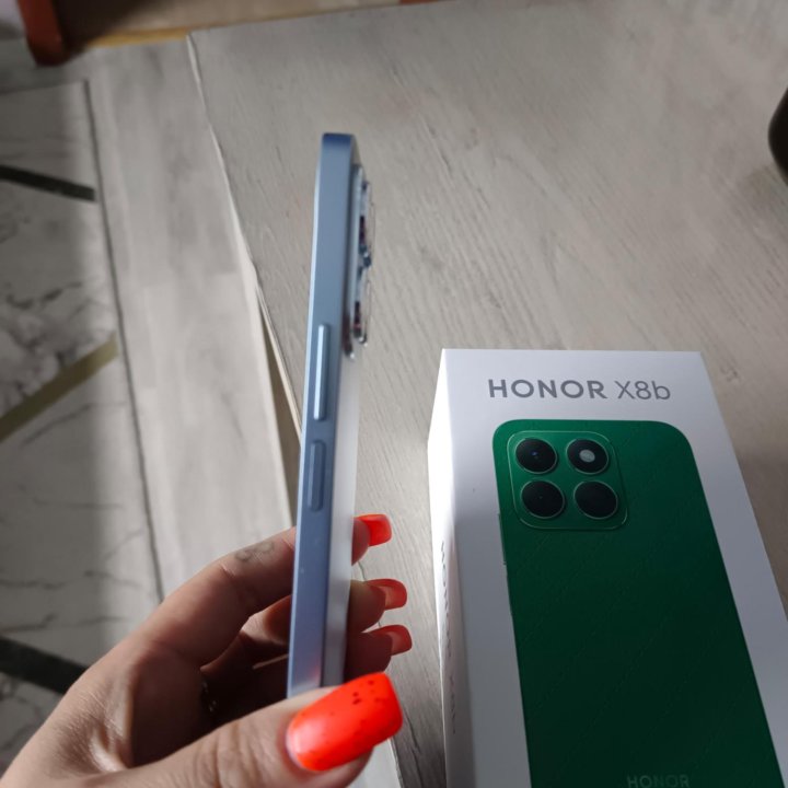 Смартфон HONOR 8xb