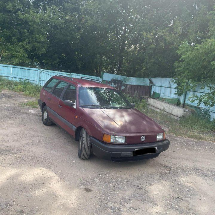 Volkswagen Passat, 1989