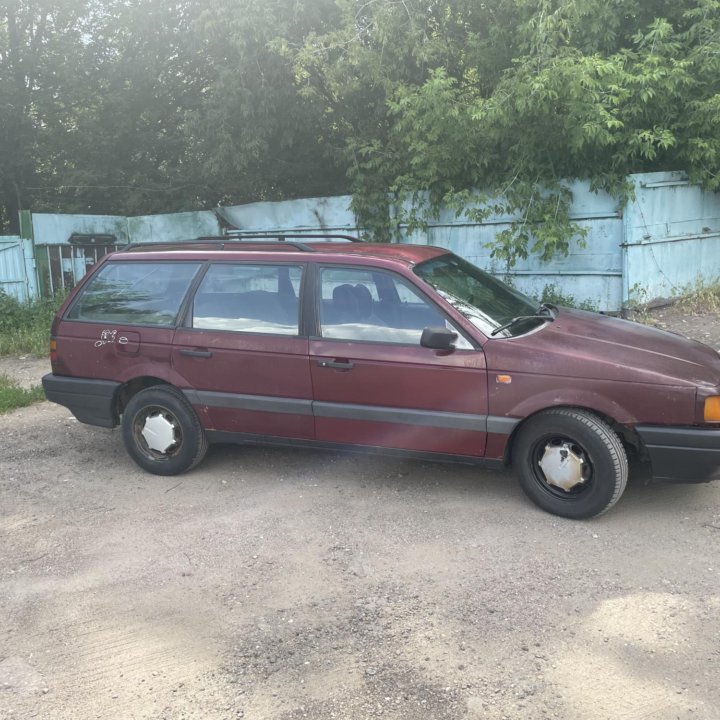 Volkswagen Passat, 1989