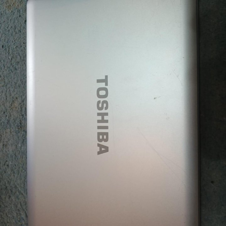 Ноутбук Toshiba Satellite