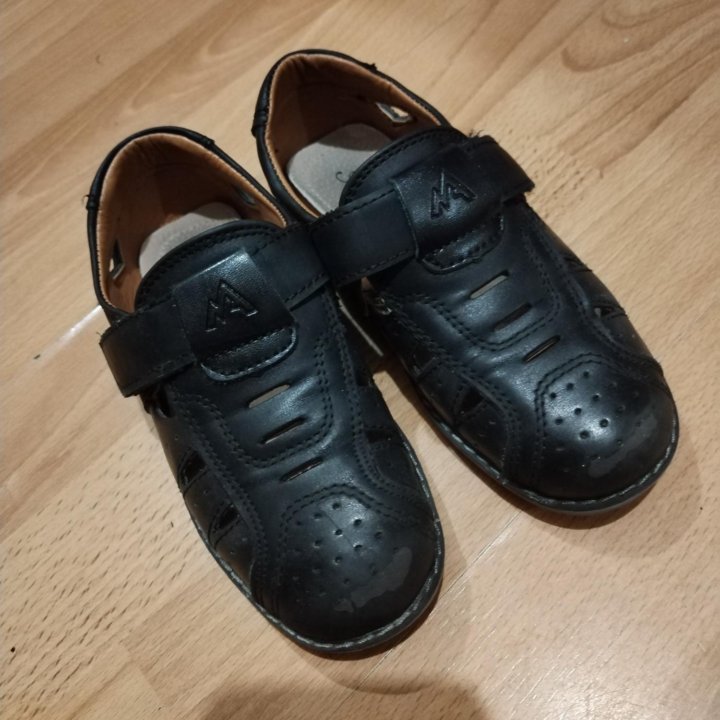 Детская обувь