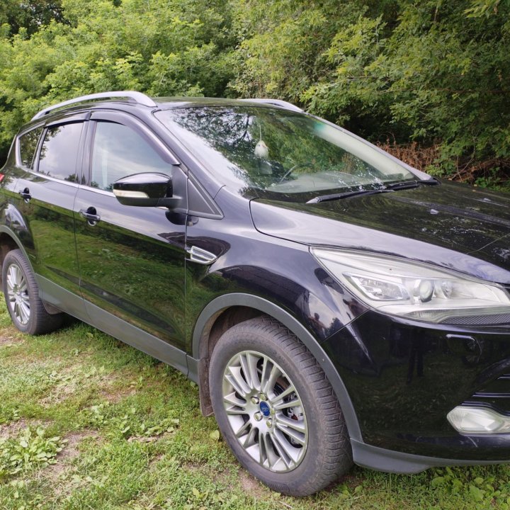 Ford Kuga, 2013