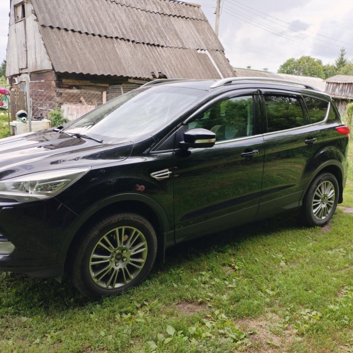 Ford Kuga, 2013