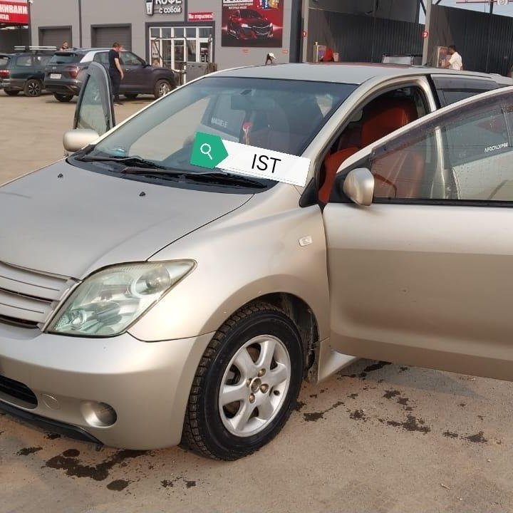 Toyota Ist, 2003