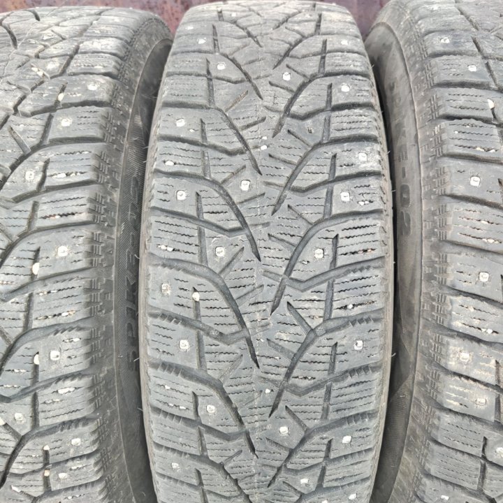 Bridgestone Spike-2 175/70/14 2020 г.в Япония