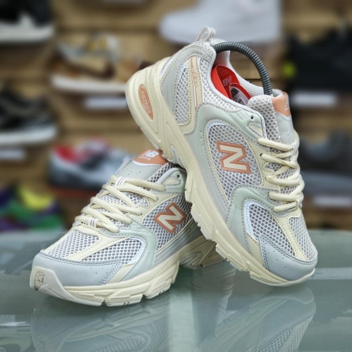 Кроссовки женские New Balance