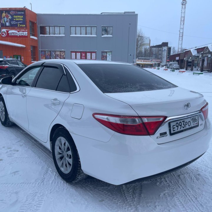 Toyota Camry, 2017