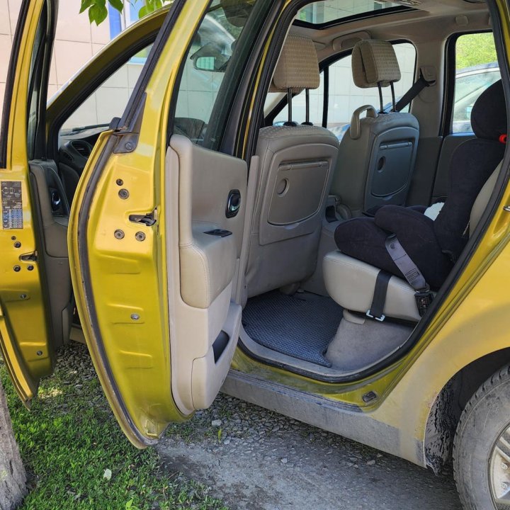 Renault Scenic, 2004
