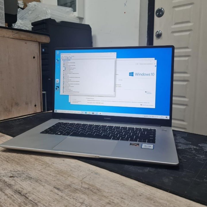 Ноутбук huawei 5500U 8gb 256gb 15.6