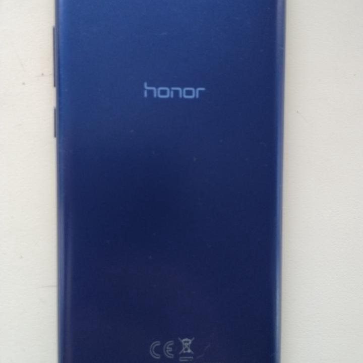 Телефон honor 7a 16/2 гб