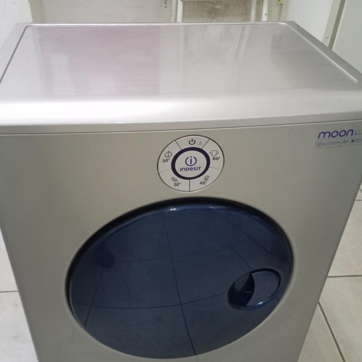 Стиральная машина indesit moon 4,5кг