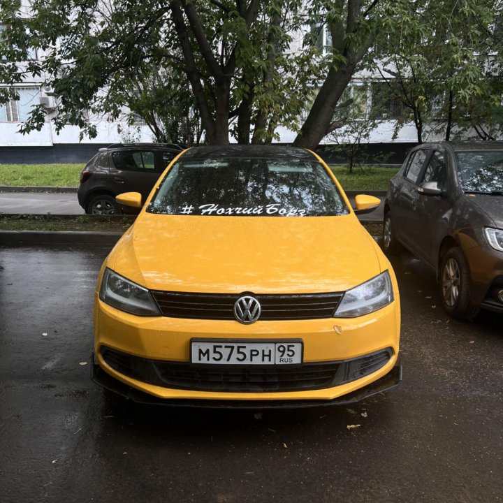 Volkswagen Jetta, 2013