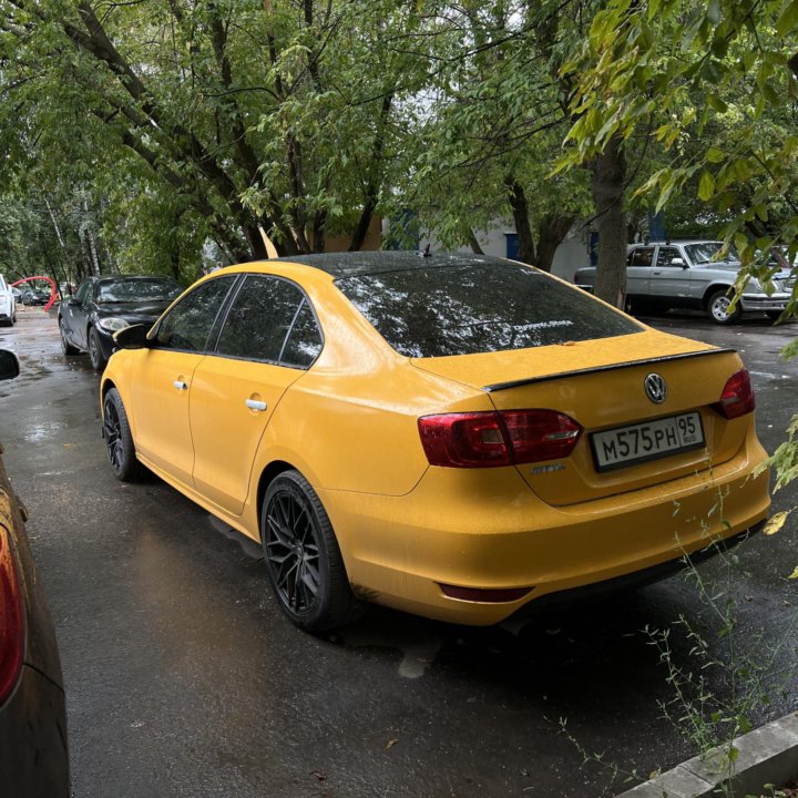 Volkswagen Jetta, 2013