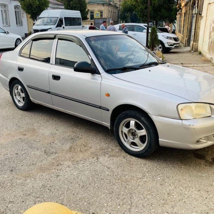 Hyundai Accent, 2005