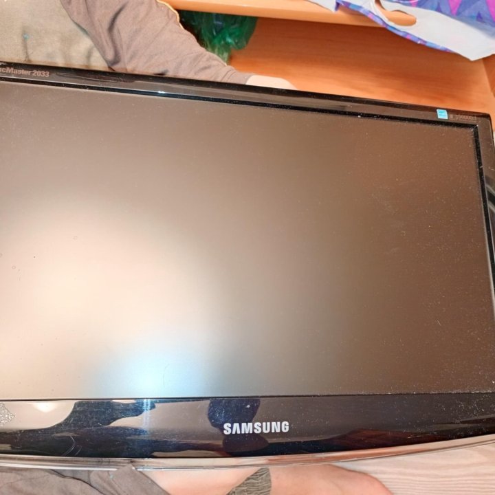 Монитор samsung 2033sn