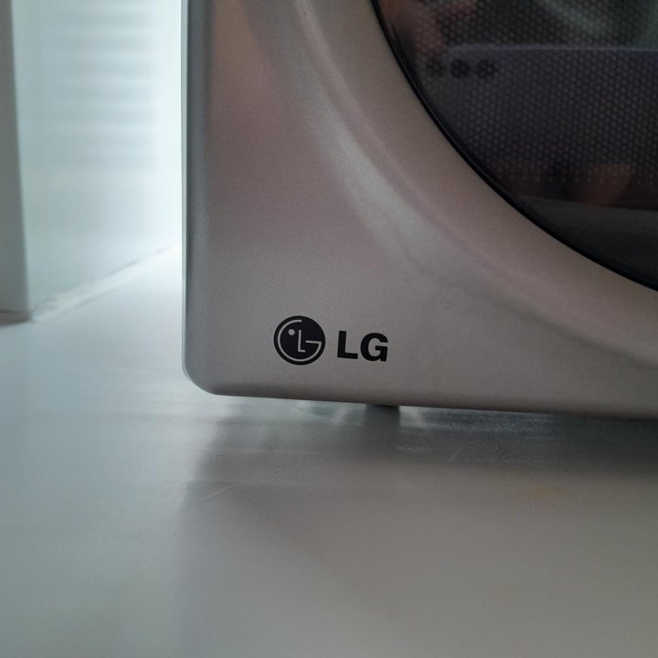 Микроволновая печь LG рабочая б/у