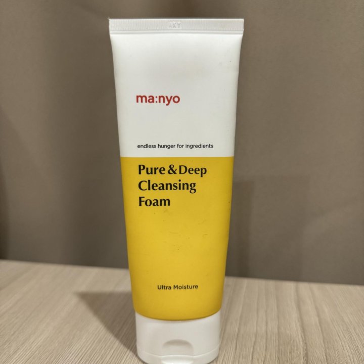 MA:NYO pure & deep cleansing foam