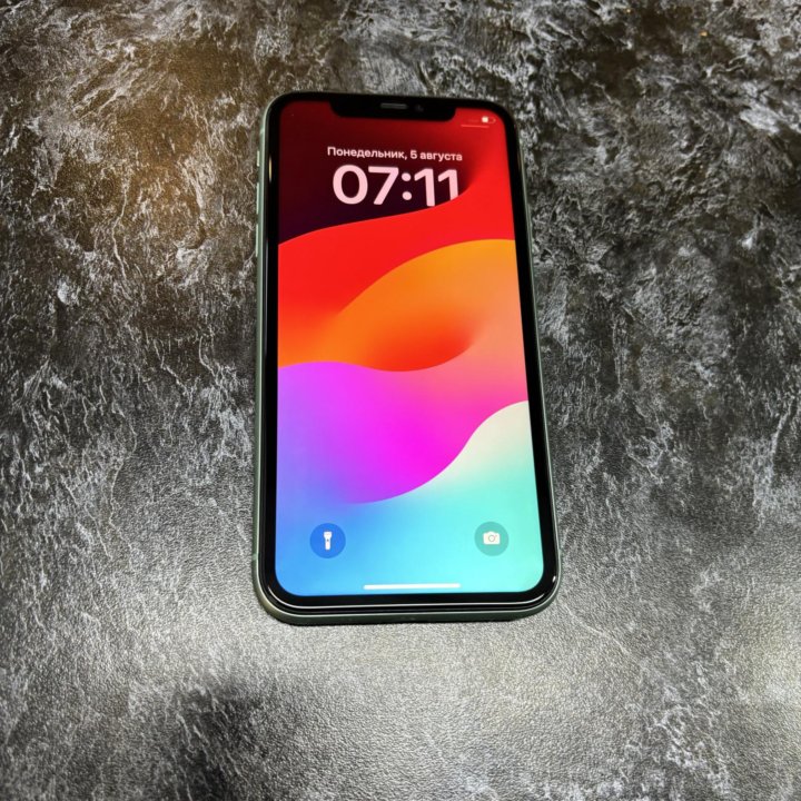 iPhone 11