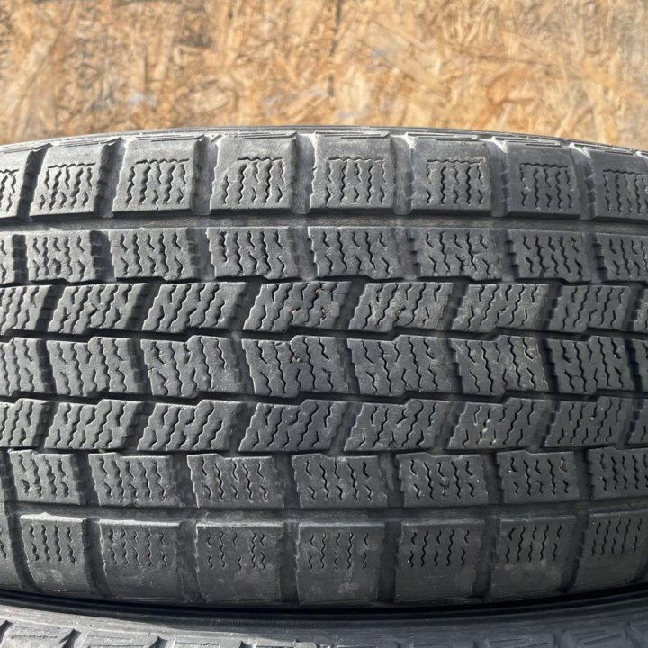 Комплект шин Falken 205/60R16