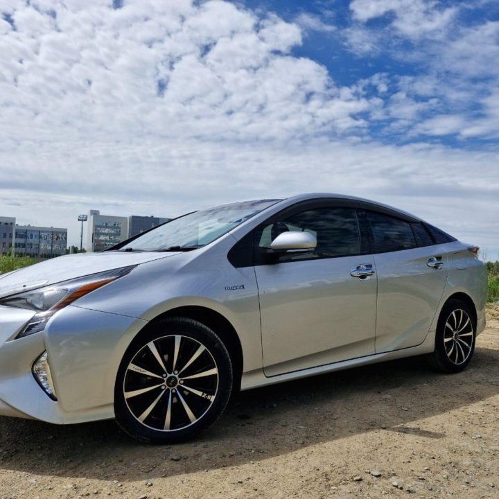 Toyota Prius, 2016