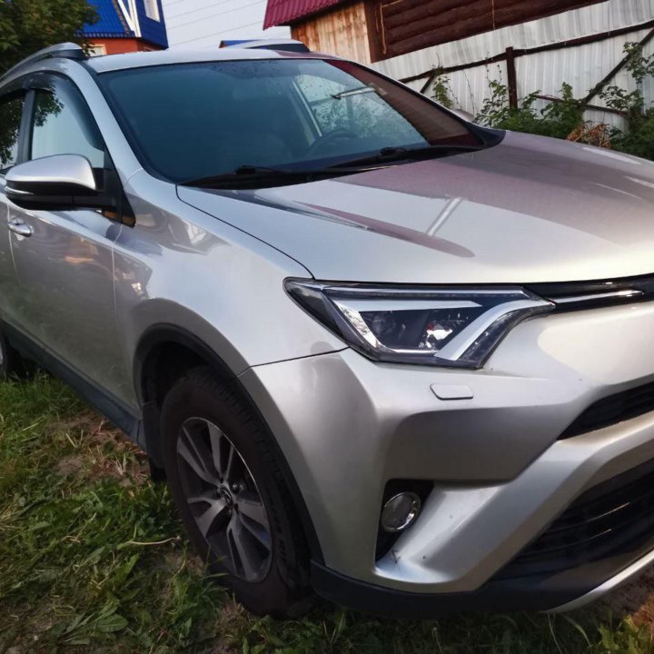 Toyota RAV4, 2018